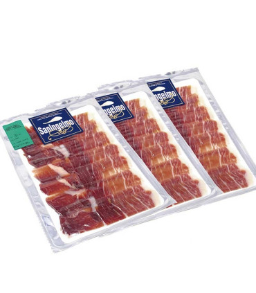 Prosciutto affettato con coltello