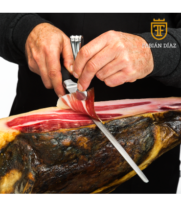 Jamón con cortador