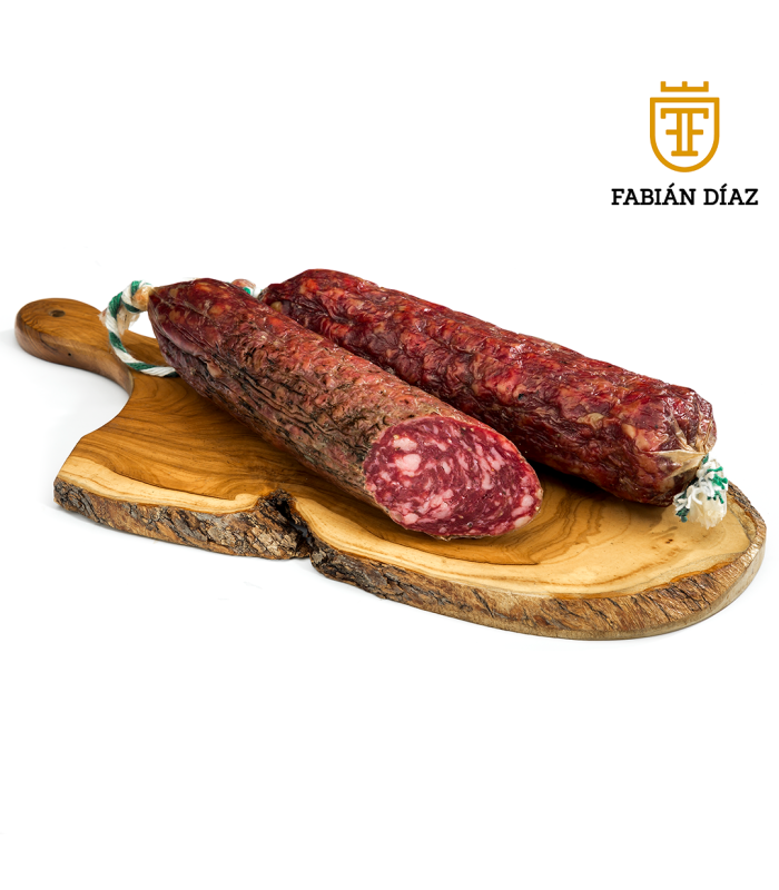 Salchichón ibérico de bellota con corte