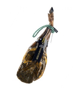 Paleta of bellota 100% Ibérica. Iberian Benito